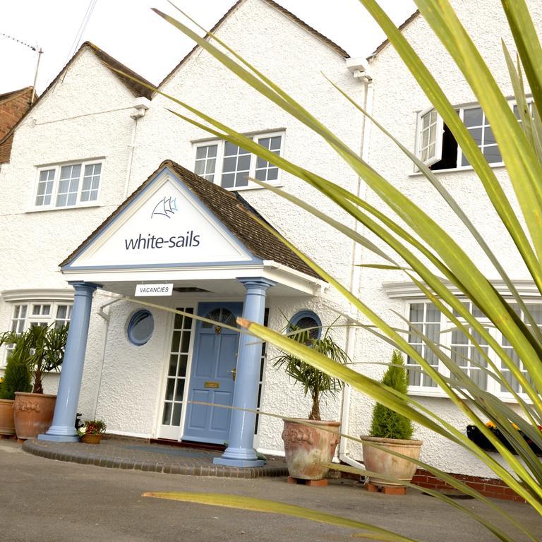 White-Sails Bed and Breakfast Stratford-upon-Avon Esterno foto