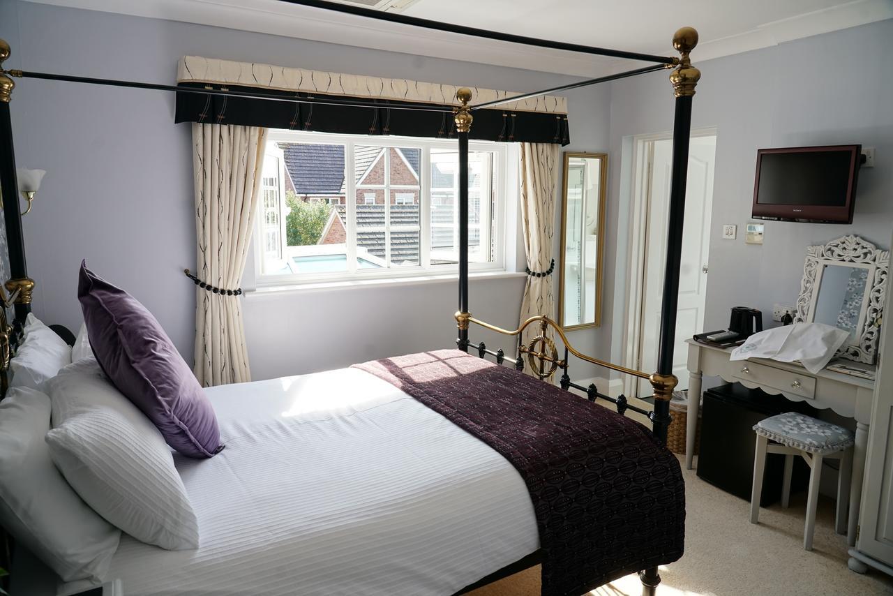 White-Sails Bed and Breakfast Stratford-upon-Avon Esterno foto